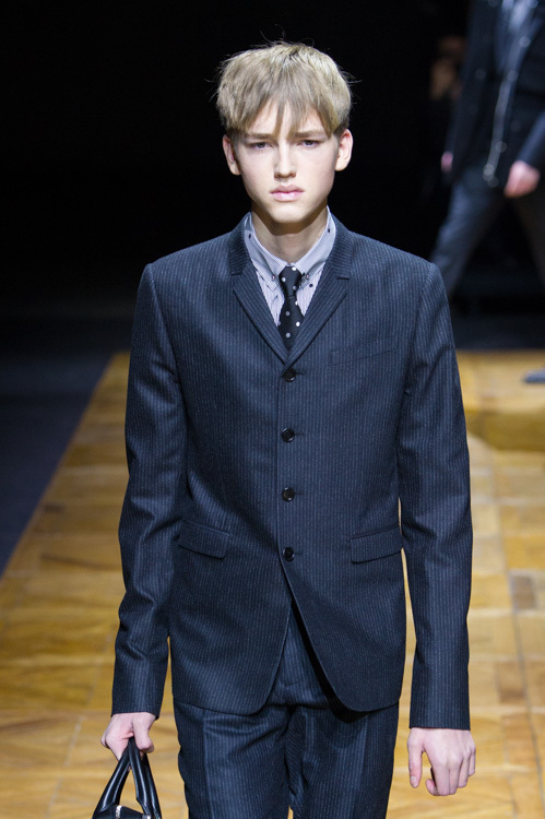 ディオール オム(DIOR HOMME) 2014年冬メンズコレクション  - 写真19