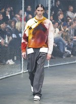 ジバンシィ バイ リカルド ティッシ 2014-15年秋冬メンズコレクション - 会心のダンクシュート｜写真13