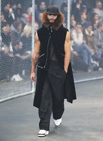 ジバンシィ バイ リカルド ティッシ 2014-15年秋冬メンズコレクション - 会心のダンクシュート｜写真28