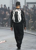 ジバンシィ バイ リカルド ティッシ 2014-15年秋冬メンズコレクション - 会心のダンクシュート｜写真34