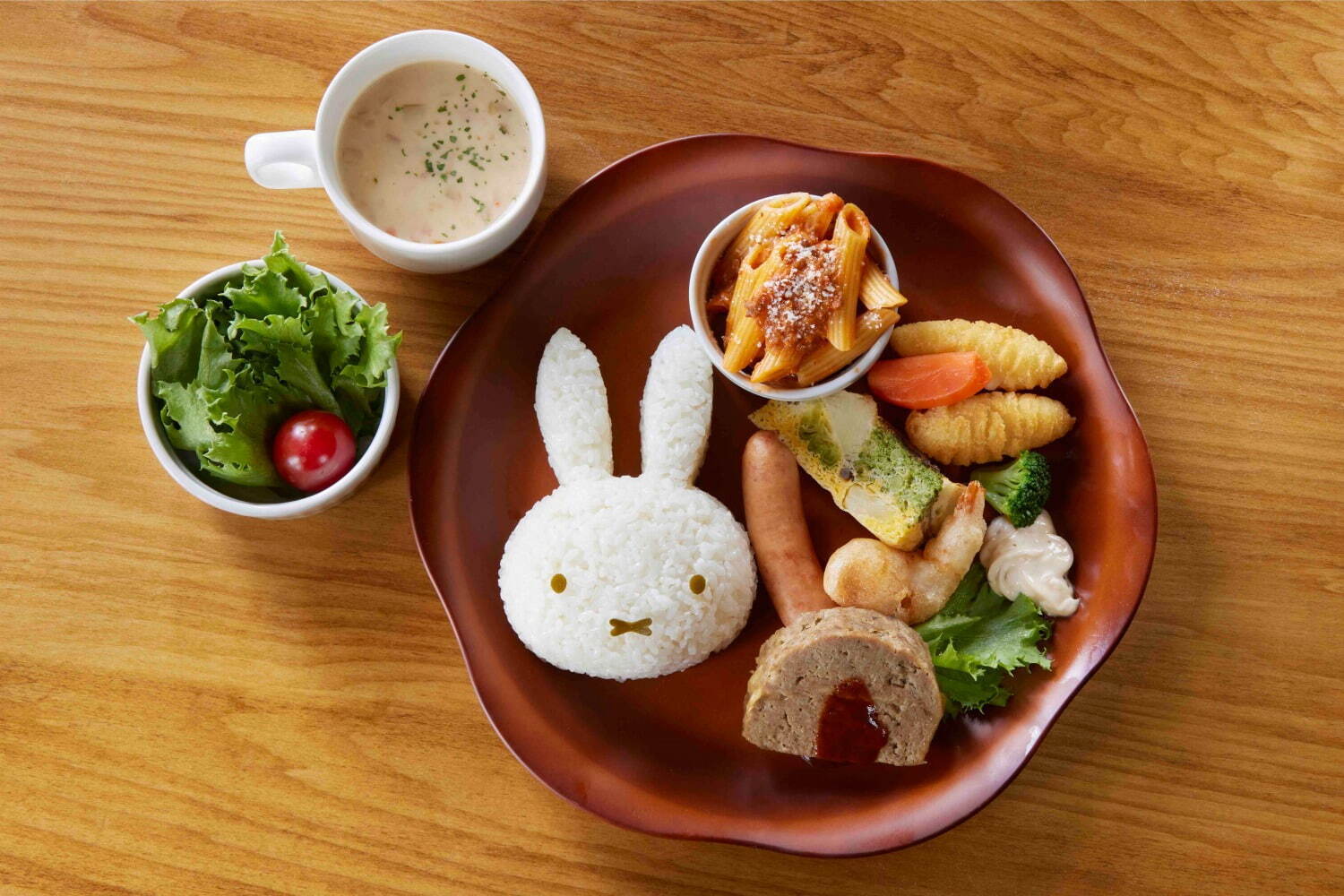 長崎ハウステンボス“世界最大級ミッフィー専門店”リニューアル、体験型ショップ＆カフェ「ナインチェ」に｜写真3