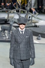 トム ブラウン ニューヨーク 2014-15年秋冬メンズコレクション - グレースーツが動物＆植物に出会って｜写真10