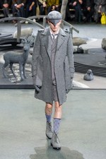 トム ブラウン ニューヨーク 2014-15年秋冬メンズコレクション - グレースーツが動物＆植物に出会って｜写真15