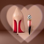 クリスチャン ルブタン ビューティ新色ヌードカラー”のリキッドリップ｜写真5