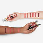 クリスチャン ルブタン ビューティ新色ヌードカラー”のリキッドリップ｜写真4