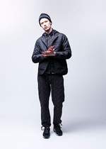 ホワイトマウンテニアリング 2014-15年秋冬コレクション - 英国調アウトドアの夜明け｜写真18