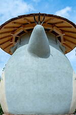 ジブリパーク「どんどこ森」には何がある？「サツキとメイの家」の再現展示＆トトロの遊具、限定のお土産も｜写真3