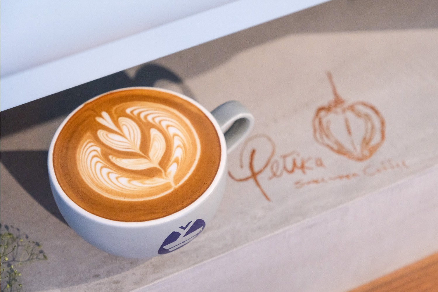 エスプレッソ｜“世界レベルのラテアート”カフェ「スケマサ コーヒー」2号店が浅草に、限定の手作りフルーツケーキなど