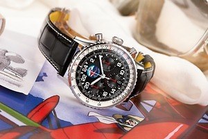 ブライトリング×スタジオジブリ『紅の豚』限定ウォッチ、主人公ポルコ・ロッソの飛行機を描いたダイヤル