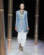 ジョルジオ アルマーニ  2023年春夏コレクション - 風に舞うきらめき｜写真5