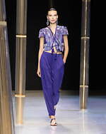 ジョルジオ アルマーニ  2023年春夏コレクション - 風に舞うきらめき｜写真30