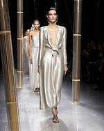 ジョルジオ アルマーニ  2023年春夏コレクション - 風に舞うきらめき｜写真49