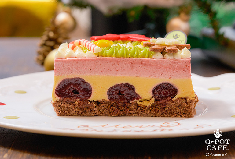 Q-pot CAFE.のクリスマスケーキ2022、“テディベア”を飾り付けたリースケーキ｜写真4