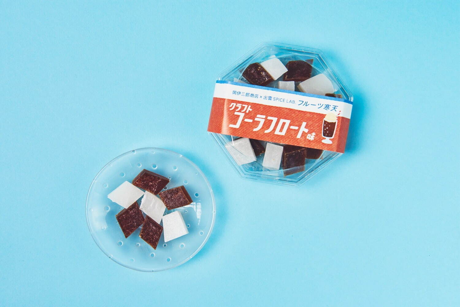 食べる宝石”琥珀糖の菓子「フルーツ寒天」新作、スパイスの効いたクラフトコーラフロート味 - ファッションプレス