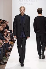 マーガレット・ハウエル 2014-15年秋冬メンズコレクション ‐ クリーンに着こなす英国クラシック｜写真5