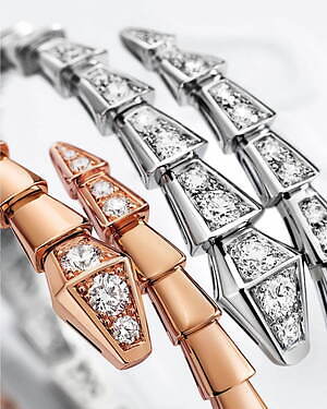 BVLGARI ブルガリ　ネクタイ　セルペンティ　ヘビ　スネーク 楽天市場】【財布】BVLGARI ブルガリ セルペンティ スネーク 蛇