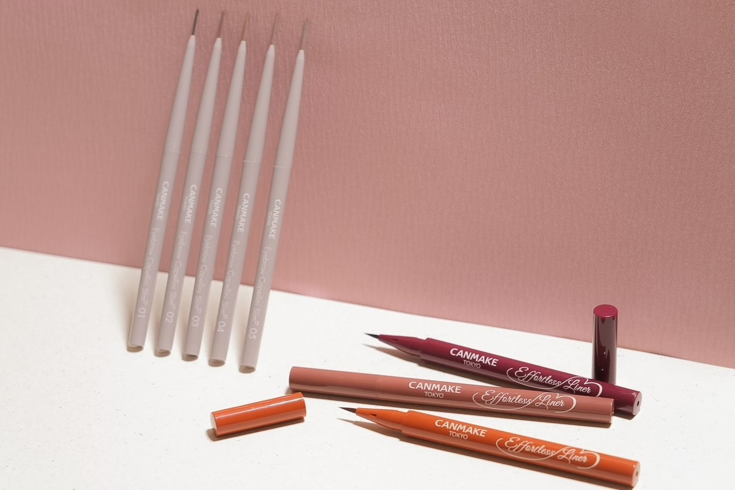 キャンメイク22年冬コスメ、“超極細芯”サロン級仕上がりのアイブロウ＆抜け感カラーライナー