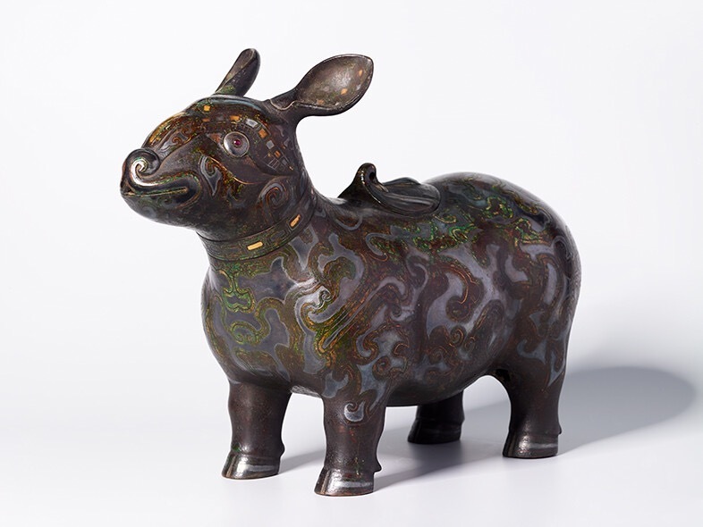 金銀錯獣形尊(きんぎんさくじゅうけいそん) 北宋 (10-12世紀) 泉屋博古館蔵