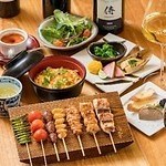 東京ガーデンテラス紀尾井町のクリスマス2022、シャンパンゴールドのイルミネーション＆限定コース料理｜写真34