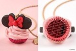 Q-pot.ディズニー、とろけるケーキまみれの“ミッキーマウス”＆“ミニーマウス”のネックレスなど｜写真9