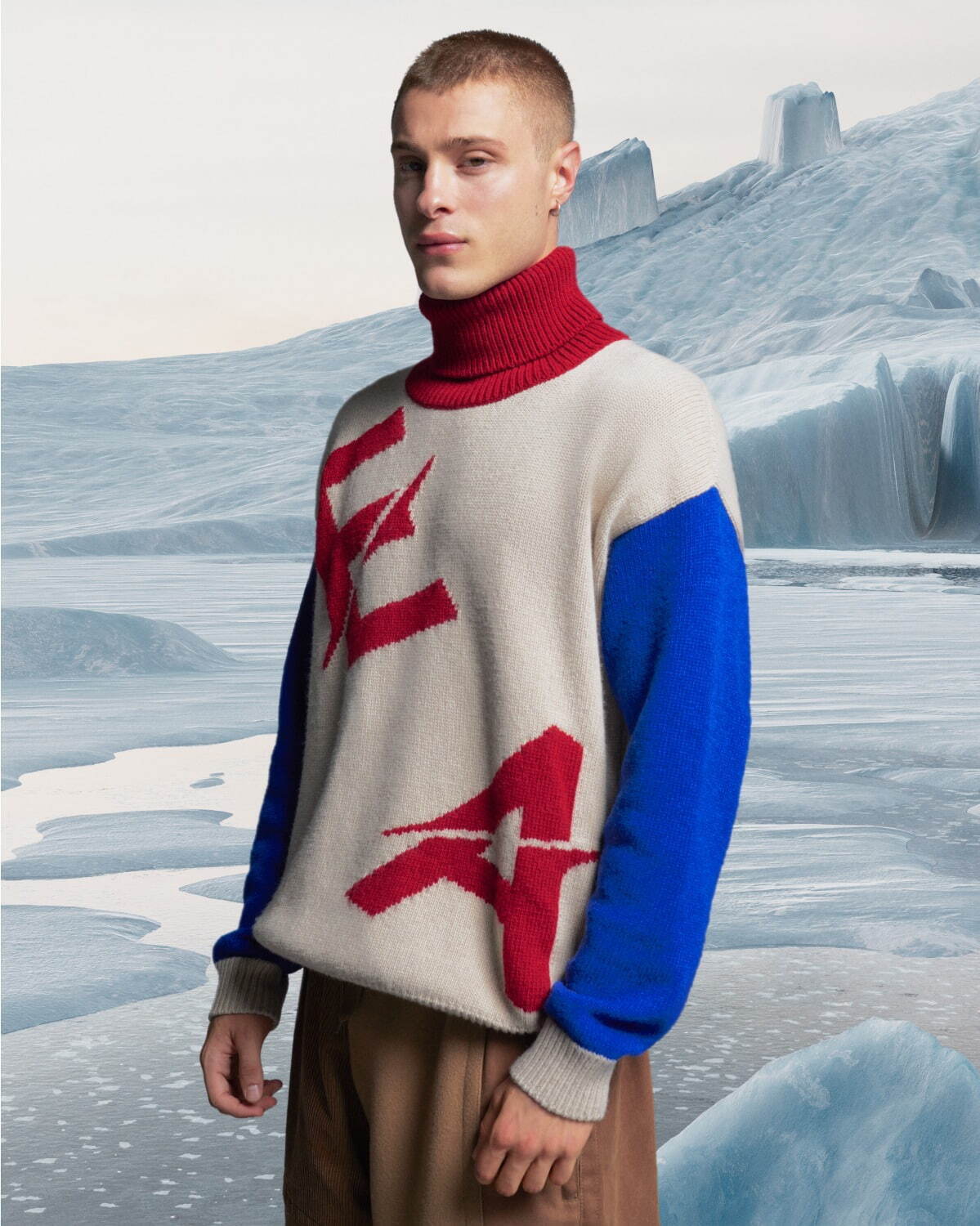 エンポリオ アルマーニ”北極圏の自然美”着想の新作ウェア、氷河モチーフのジャケット＆パンツ｜写真5