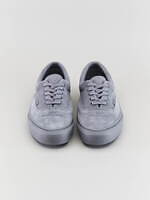 ネイバーフッド×VANSのコラボスニーカー、淡いワントーンのオールドスクールやお香立て｜写真4