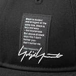 ヨウジヤマモト×ニューエラ、“手描きプリント”が施されたキャップやスウェットパンツなど｜写真54