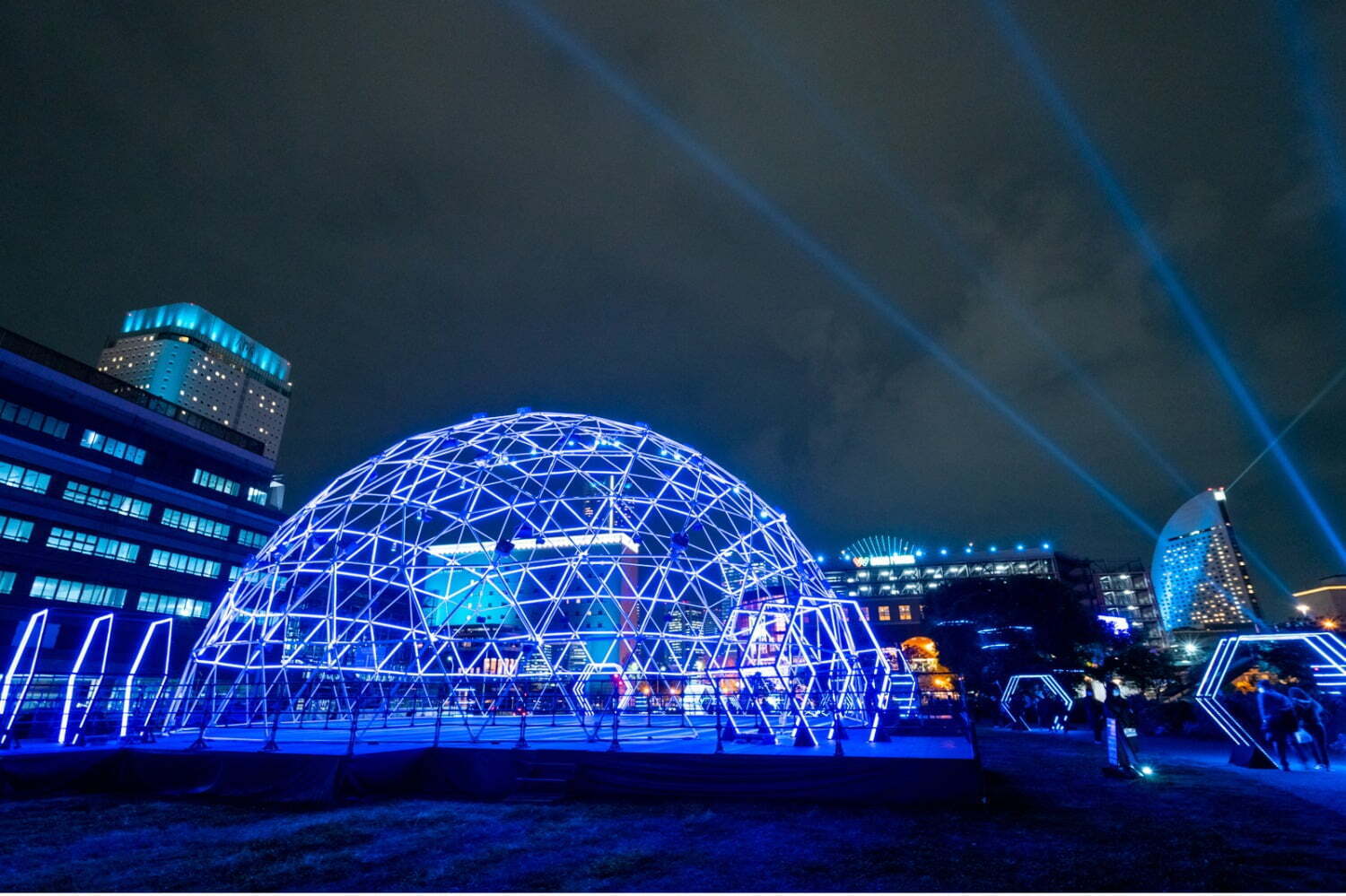 山下公園,横浜港大さん橋国際客船ターミナル「ヨルノヨ」