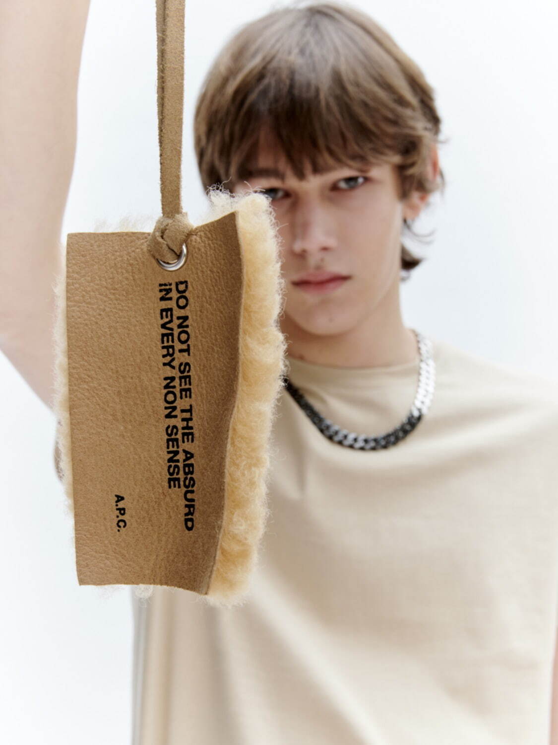 A.P.C.と“A.P.C.デザイナー”がコラボ、シンプルなテディジャケットやファティーグパンツなど｜写真50