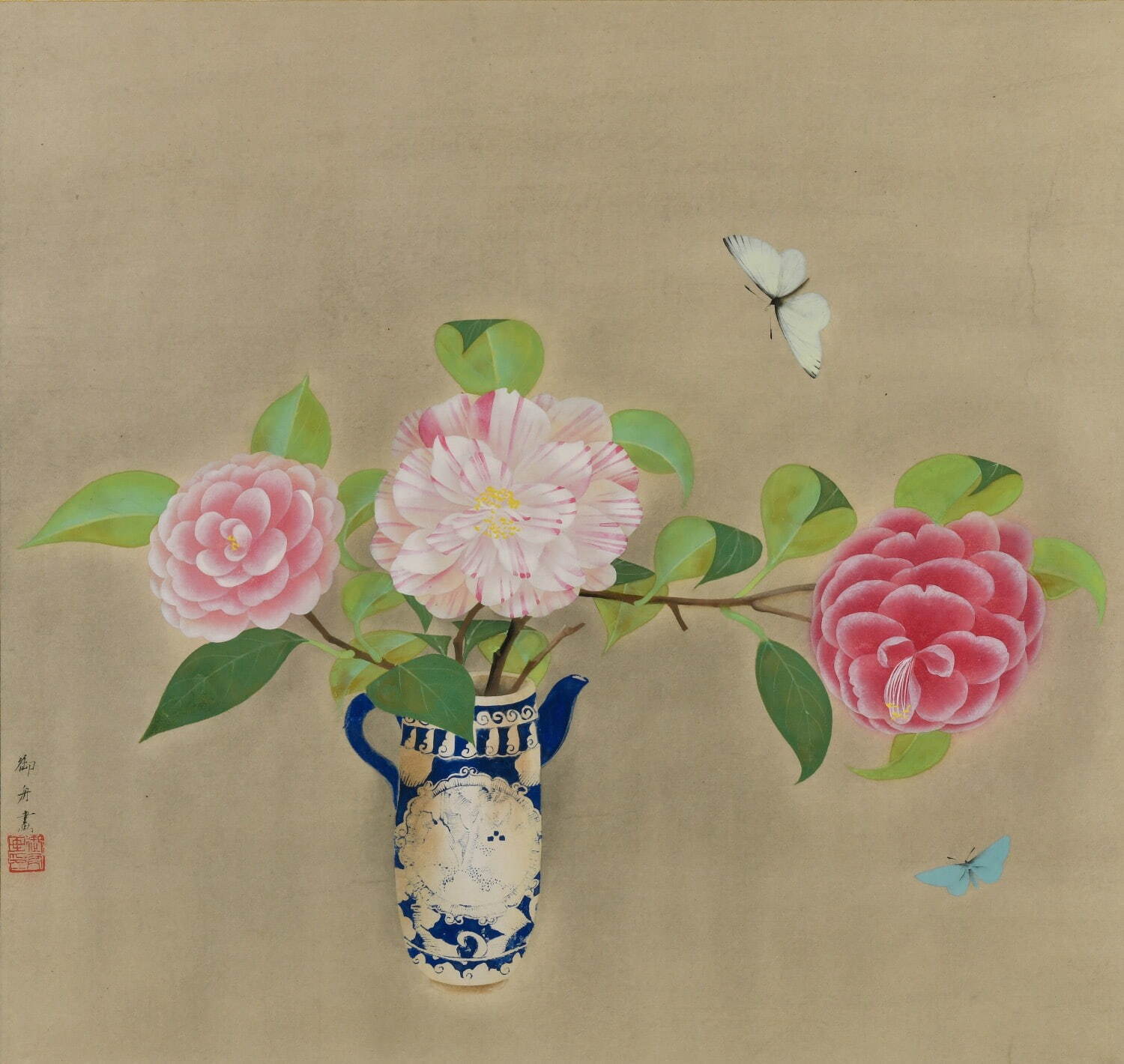 速水御舟《椿花妍彩》1926年(大正15年) 紙本彩色・軸装 個人蔵(フジカワ画廊協力)