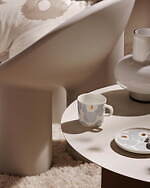 マリメッコのウニッコ柄“アイシーグレー×ゴールド”テーブルウェアが復刻、マグカップ＆プレートなど｜写真1