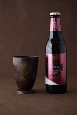 チョコビール＆食べられるチョコ製グラスのセットが800個限定で発売 - チョコグラスを作るイベントも｜写真1