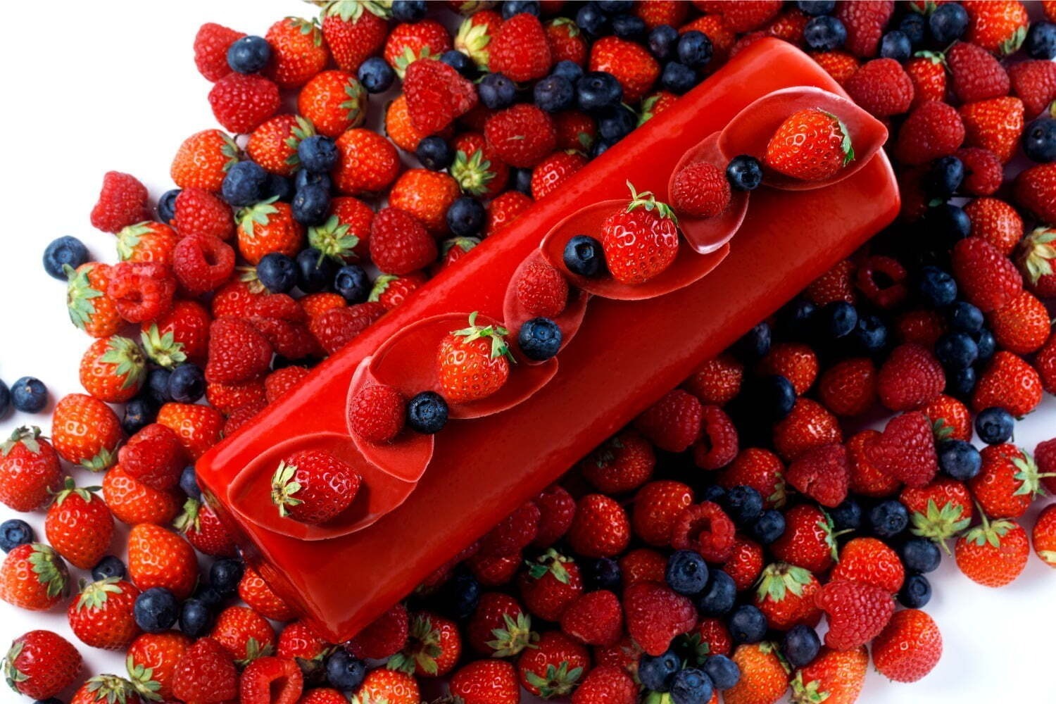 東京都内のクリスマスケーキ特集2022、人気高級ホテルのパティシエが贈る”おすすめ”ケーキ