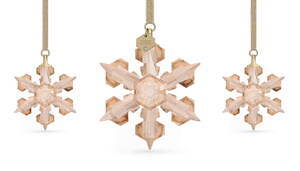 スワロフスキー2022年クリスマス、星や星座のクリスタルジュエリー＆雪の結晶オーナメントなど｜写真50