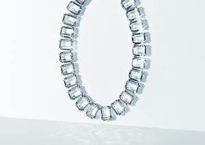 スワロフスキー2022年クリスマス、星や星座のクリスタルジュエリー＆雪の結晶オーナメントなど｜写真11