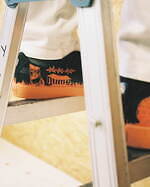 プーマ×ヒロットン、ペンキデザイン＆ビビッドカラーのスケートボードシューズやフーディーなど｜写真51