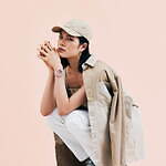 G-SHOCK“くすみカラー”の新作腕時計、デジタル×アナログ兼備モデルをマットなワントーンで｜写真5