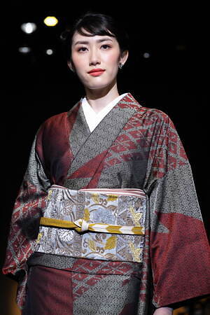 篠屋卯兵衛(Sasaya Uhei) 2022-23年秋冬ウィメンズ&メンズコレクション  - 写真27