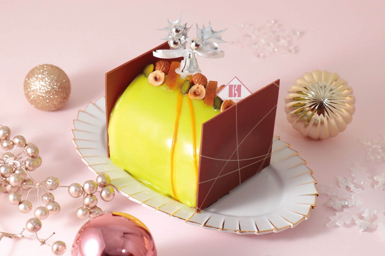 セバスチャン・ブイエの2022年クリスマスケーキ、ショコラムースや“ツリー”型ケーキ｜写真9
