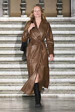 マックスマーラ 2024年リゾートコレクション - ミッドサマーの夢｜写真44