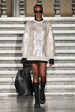 マックスマーラ 2024年リゾートコレクション - ミッドサマーの夢｜写真30