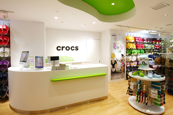 クロックス(crocs)渋谷スペイン坂店オープン!の画像2