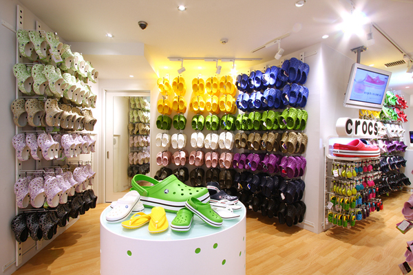 buy crocs in store