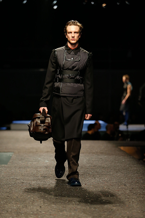 プラダ ウオモ(PRADA UOMO) 2014-15年秋冬メンズコレクション  - 写真17