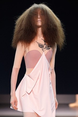 ヴィクター＆ロルフ オートクチュール(VIKTOR & ROLF Haute Couture) 2014年春夏ウィメンズコレクション  - 写真38