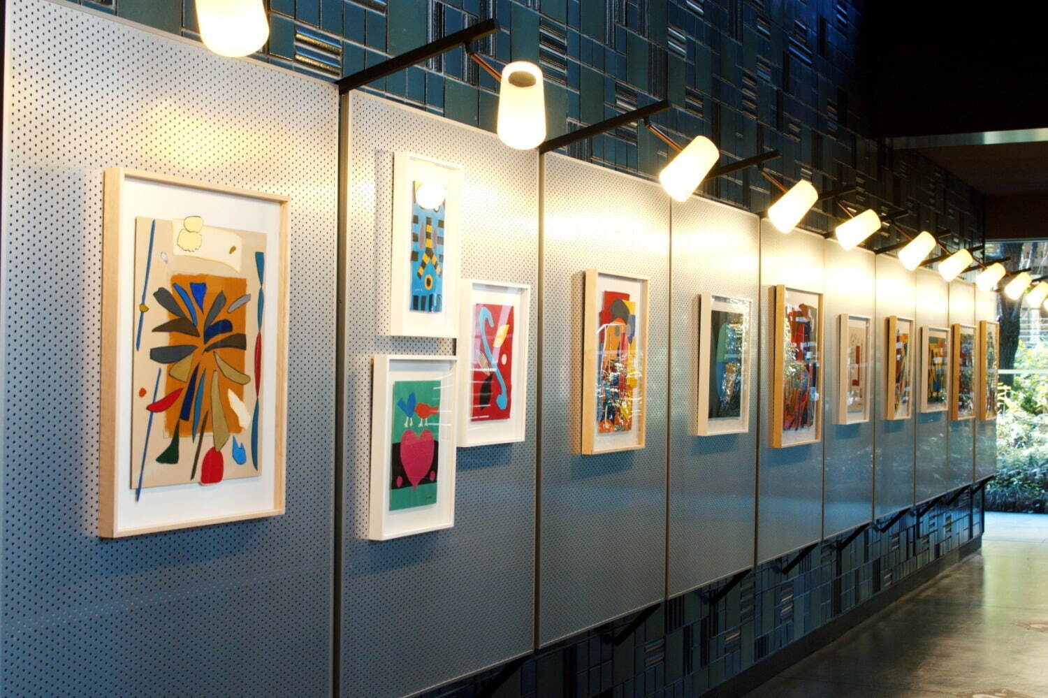 染色家・柚木沙弥郎の展覧会が美術館「えき」KYOTOで、カラフルな染色や絵本原画など展示｜写真18