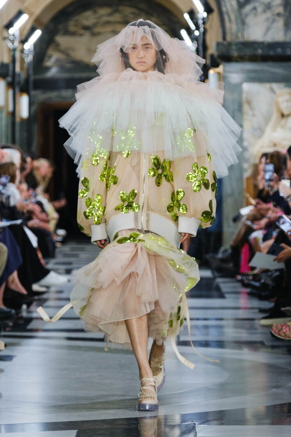 シモーネ ロシャ(SIMONE ROCHA) 2023年春夏ウィメンズ&メンズコレクション  - 写真12