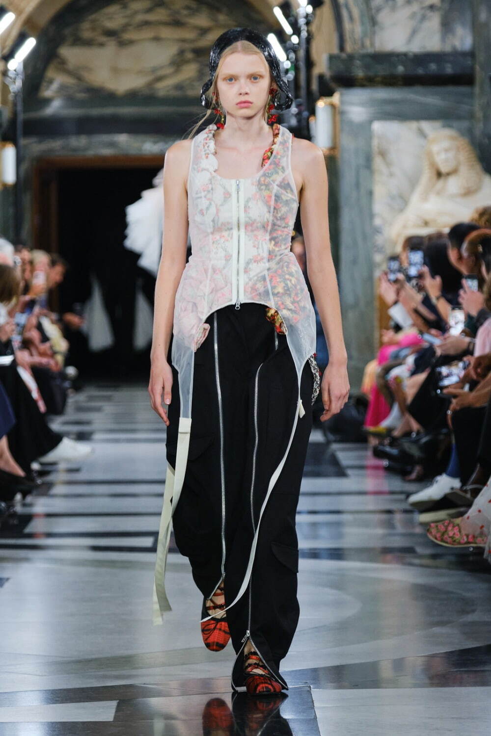 シモーネ ロシャ(SIMONE ROCHA) 2023年春夏ウィメンズ&メンズ シモーネ ロシャ(SIMONE ROCHA) 2023年春夏ウィメンズ&メンズ