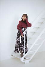 スナイデル新作、上品”肌見せ”レイヤードニットワンピース＆ゆったりシルエットの透け感ニット｜写真6