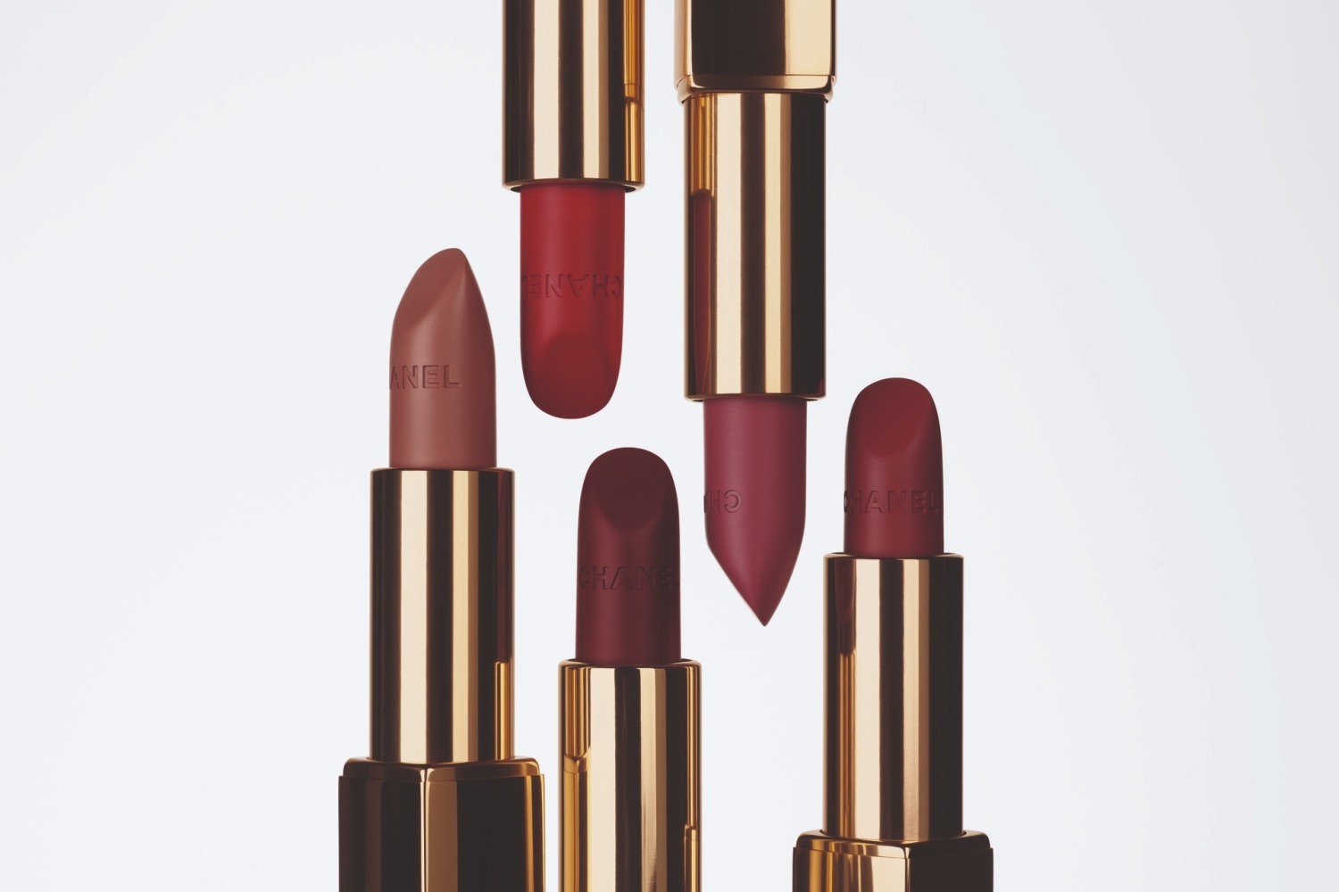 シャネル2023年春コスメ、人気リップ「ルージュ アリュール ヴェルヴェット」に新14色